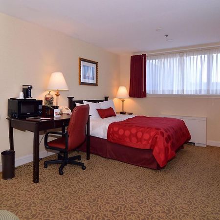 Ramada By Wyndham Seekonk Providence Area Exteriör bild